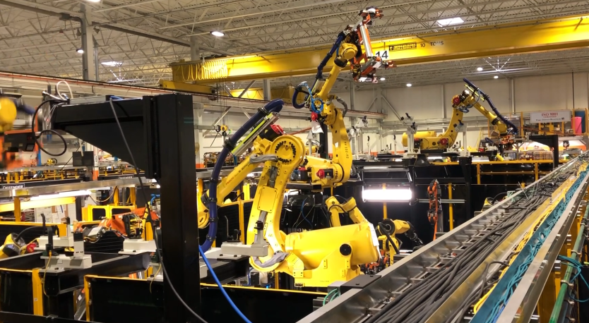 What is the difference between robotic welding and automatic welding