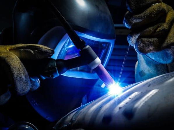 Can you use 75 argon 25 CO2 to TIG weld